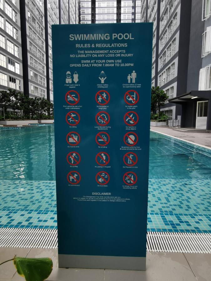 شقة Kajang Industrial House With Olympic Size Swimming Pool المظهر الخارجي الصورة