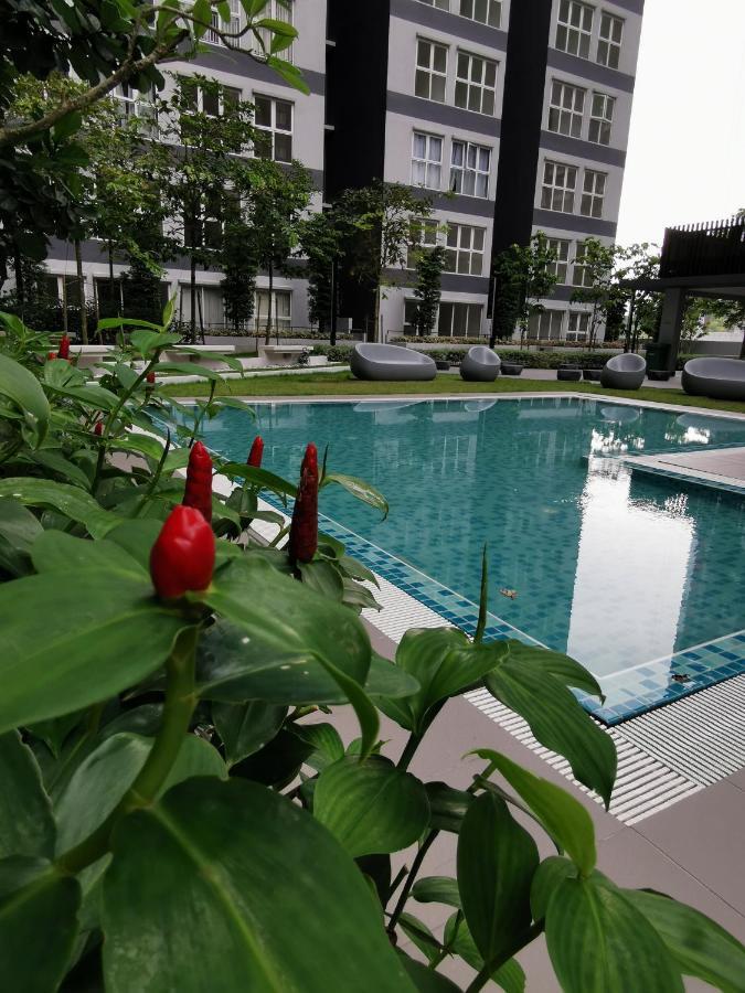 شقة Kajang Industrial House With Olympic Size Swimming Pool المظهر الخارجي الصورة